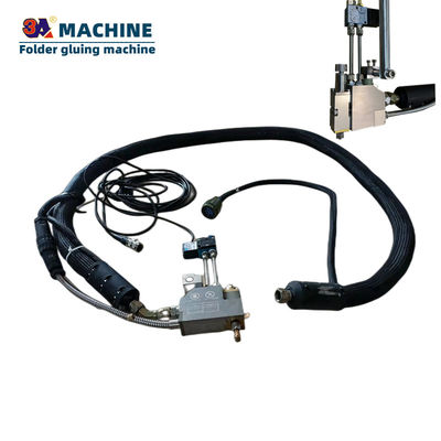 Matériau d'emballage en bois Applicateur de colle à fusion chaude pour machine à coller contrôlée par programme