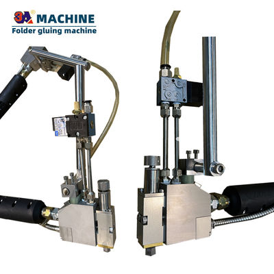 Matériau d'emballage en bois Applicateur de colle à fusion chaude pour machine à coller contrôlée par programme