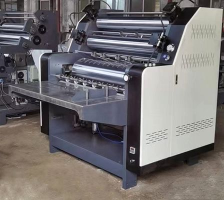 Machine de laminage de carton ondulé à tension 380V et puissance de générateur de 3 kW
