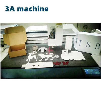 Mode de matériau fixe d'adsorption sous vide CQT-1713 Découpeuse sous pression pour la découpe sous pression de cartes en PVC