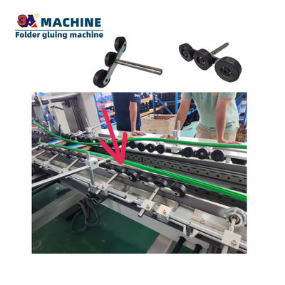 Machine à coller automatique de qualité automatique pour le pliage et le collage de pièces de rechange de boîtes